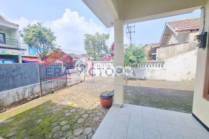 Rumah Bagus Siap Pakai Di Pakis Luas 280m2 Aman Rumah Bagus Siap Pakai Di Pakis Luas 280m2 Aman