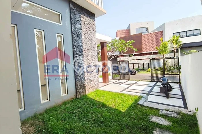 Rumah Disewakan Malang LT 200m2 LB 180m2 Area Araya Rumah Disewakan Malang LT 200m2 LB 180m2 Area Araya