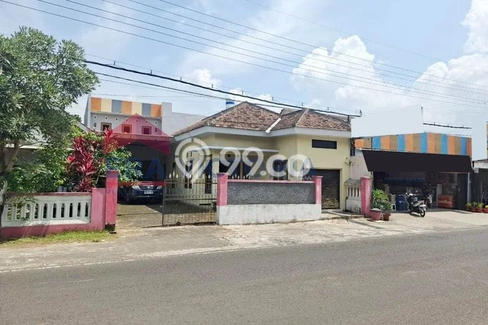 Rumah Bagus Siap Pakai Di Pakis Luas 280m2 Aman Rumah Bagus Siap Pakai Di Pakis Luas 280m2 Aman