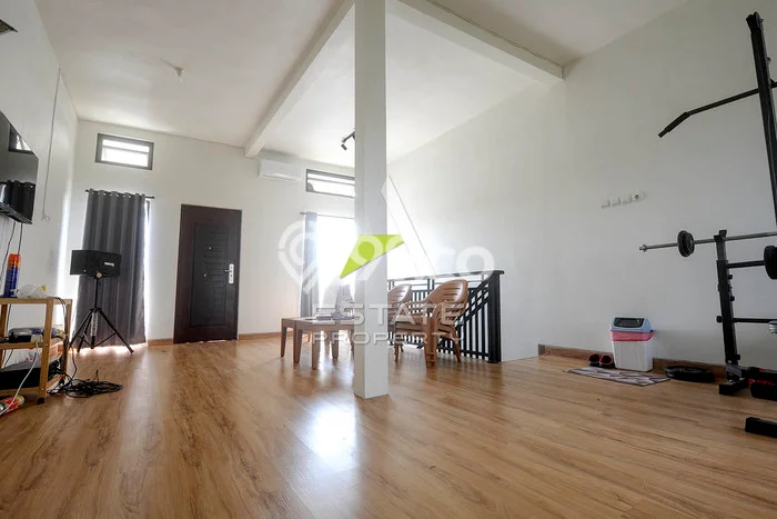Rumah Luas Asri 4 KT Siap Pakai di Araya Malang Rumah Luas Asri 4 KT Siap Pakai di Araya Malang