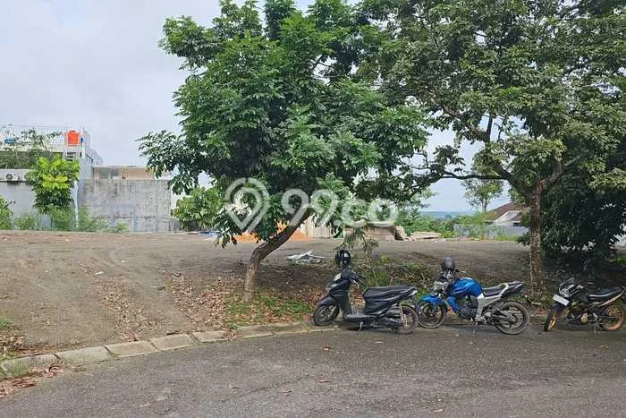 Lahan Dijual Lokasi Strategis di Batam dengan Luas 400m2 Lahan Dijual Lokasi Strategis di Batam dengan Luas 400m2