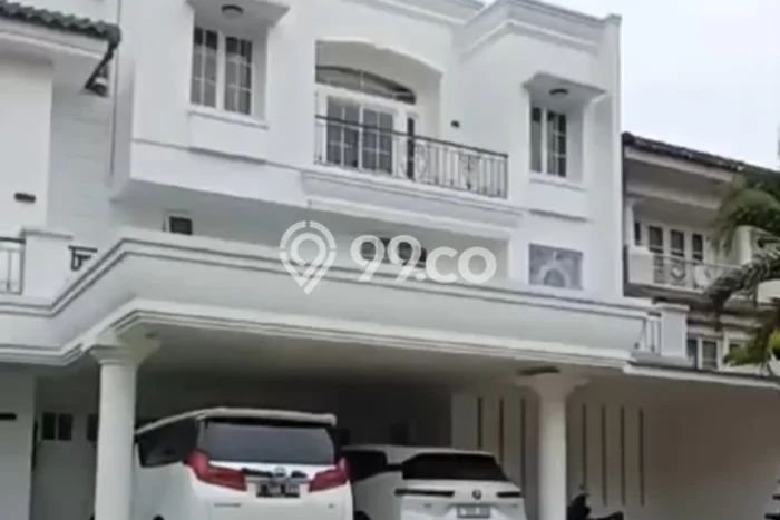 Rumah Luxury Modern Tanpa Renovasi di Sentul City Bogor Rumah Luxury Modern Tanpa Renovasi di Sentul City Bogor