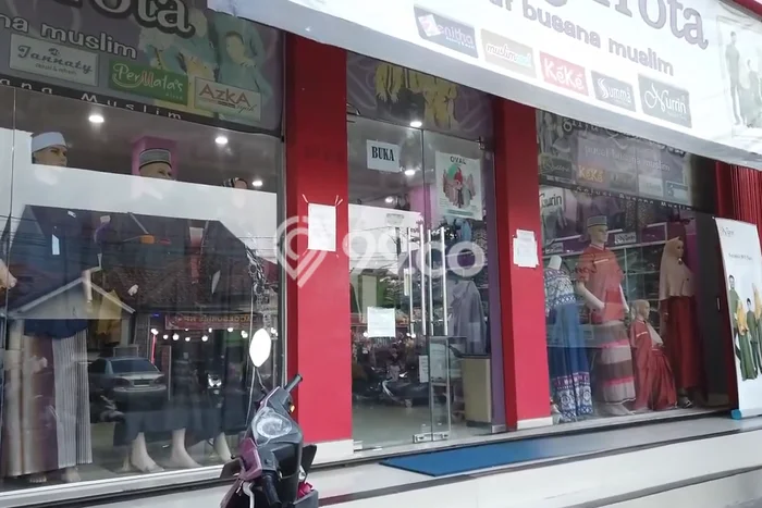 Ruko Dijual di Bekasi LT 200m2 & LB 300m2 Lokasi Terbaik! Ruko Dijual di Bekasi LT 200m2 & LB 300m2 Lokasi Terbaik!