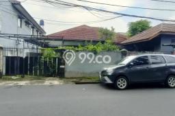 Ready to Use! Premium House LT 605m2 Desain Elegan di Cililitan Ready to Use! Premium House LT 605m2 Desain Elegan di Cililitan