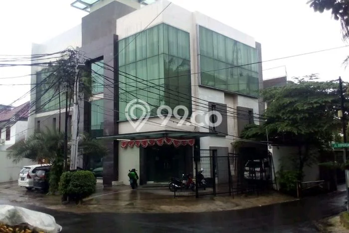 Kantor Dijual di Jakarta Selatan LT 410m2 & LB 800m2 Lokasi Terbaik! Kantor Dijual di Jakarta Selatan LT 410m2 & LB 800m2 Lokasi Terbaik!