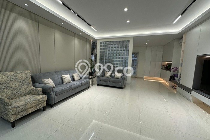 Rumah Elit Modern Tanpa Renovasi di Golf Island Jakarta Utara Rumah Elit Modern Tanpa Renovasi di Golf Island Jakarta Utara