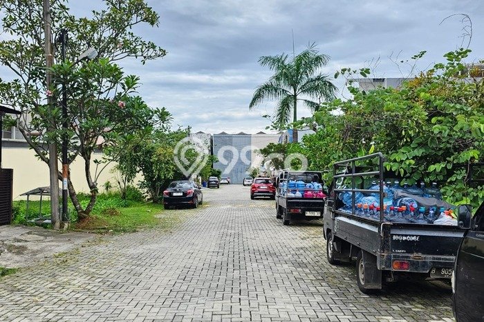 Tanah di Gading Serpong, Luas 180m², Dekat Pusat Kota, Prospek Menjanjikan Tanah di Gading Serpong, Luas 180m², Dekat Pusat Kota, Prospek Menjanjikan