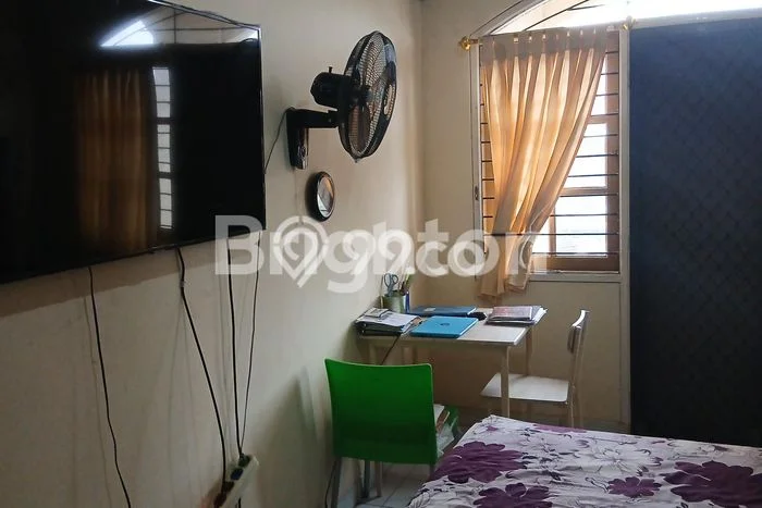 Hunian Cantik Minimalis Lb 120m2 di Pamulang, Tangerang Selatan Hunian Cantik Minimalis Lb 120m2 di Pamulang, Tangerang Selatan