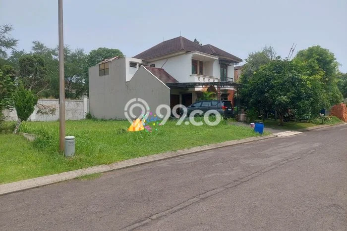 Lahan Dijual Lokasi Strategis di Jakarta Timur dengan Luas 246m2 Lahan Dijual Lokasi Strategis di Jakarta Timur dengan Luas 246m2