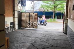 Dijual Hunian Rumah Terawat 4 Kamar di Metro Permata, Tangerang Dijual Hunian Rumah Terawat 4 Kamar di Metro Permata, Tangerang