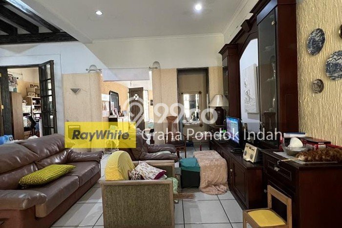 Hunian Mewah LB 600m2 Siap Pakai Desain Elegan di Cirendeu, Jakarta Selatan Hunian Mewah LB 600m2 Siap Pakai Desain Elegan di Cirendeu, Jakarta Selatan
