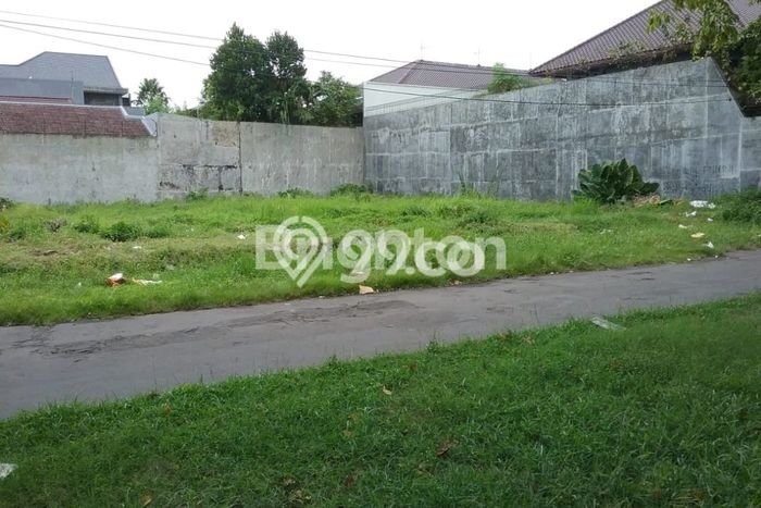 Kavling Tanah untuk Dijual di kertajaya, Surabaya, Luas 976m2 Kavling Tanah untuk Dijual di kertajaya, Surabaya, Luas 976m2