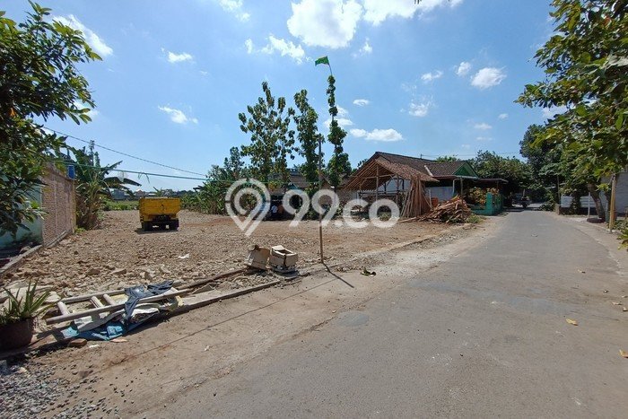 Tanah Lokasi Potensial di Maguwoharjo, Luas 105m², Dekat ke Fasilitas Tanah Lokasi Potensial di Maguwoharjo, Luas 105m², Dekat ke Fasilitas