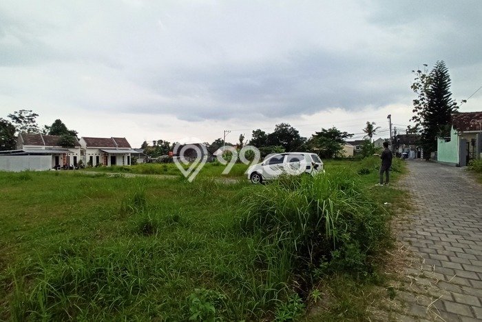 Untuk Dijual Tanah di Mlati Sleman Luas 341m2 - Untuk Dijual Tanah di Mlati Sleman Luas 341m2 -