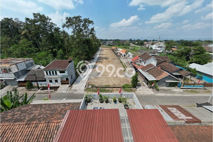 Lahan Kosong Dijual di Sleman dengan Area 200m2 Lahan Kosong Dijual di Sleman dengan Area 200m2