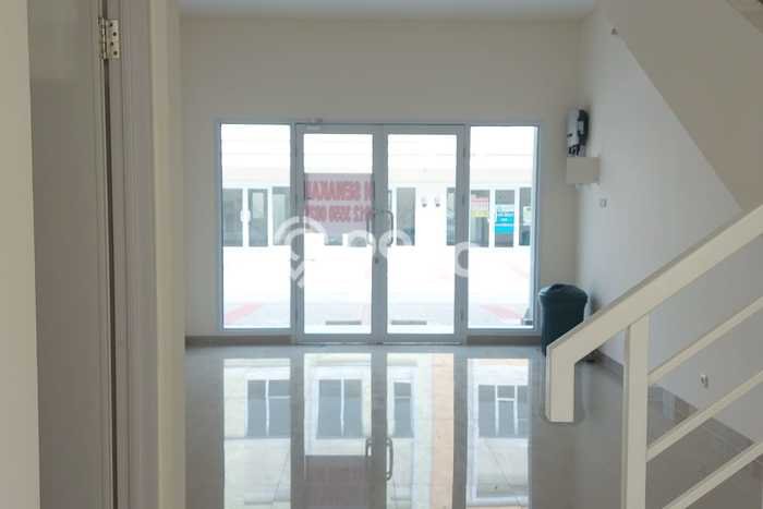 Ruko Disewakan Kawasan , Luas 54m2m², Area Komersial, Jalan Utama Ruko Disewakan Kawasan , Luas 54m2m², Area Komersial, Jalan Utama