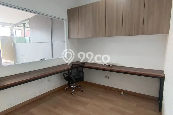 Unit Komersial Disewakan di Jakarta Barat Kawasan Strategis Harga Kompetitif Unit Komersial Disewakan di Jakarta Barat Kawasan Strategis Harga Kompetitif