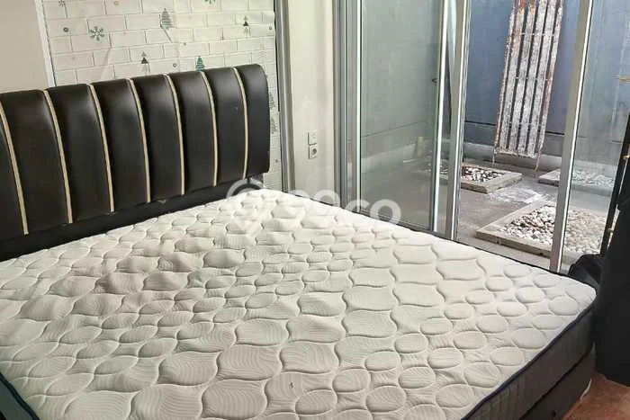Disewakan Rumah Harga Terjangkau di BSD Tangerang Punya 5 Kamar Tidur Disewakan Rumah Harga Terjangkau di BSD Tangerang Punya 5 Kamar Tidur