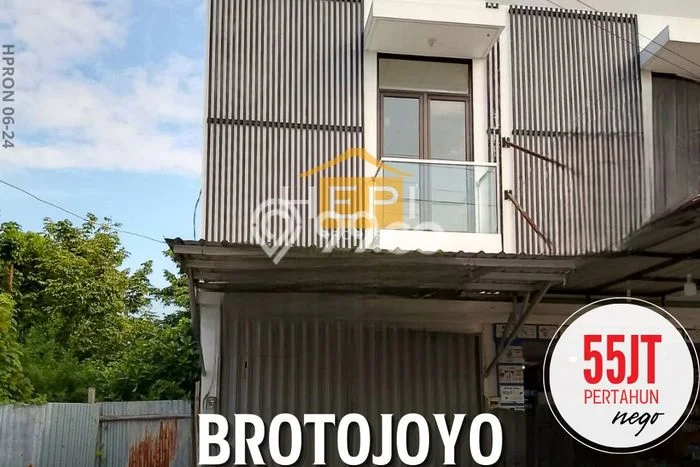 LOKASI PREMIUM! Ruko di Semarang Utara, Luas 80m², Area Niaga LOKASI PREMIUM! Ruko di Semarang Utara, Luas 80m², Area Niaga