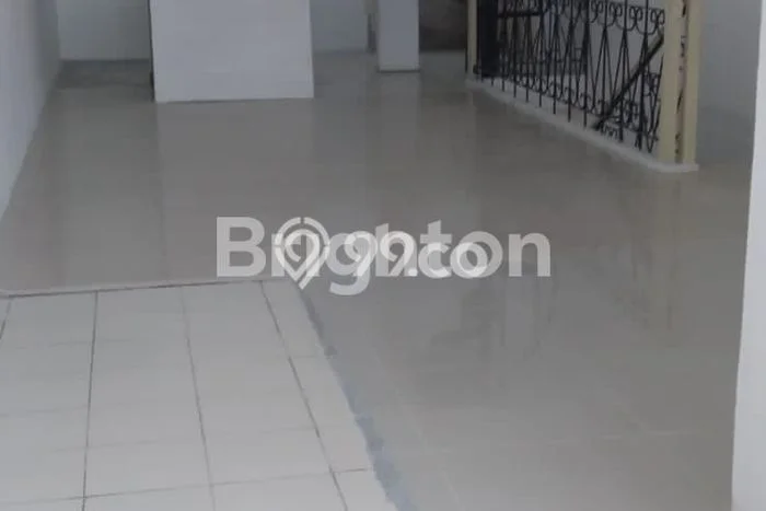 HARGA BERSAING! Ruko Kawasan Cibubur, Luas 126m², Area Komersial HARGA BERSAING! Ruko Kawasan Cibubur, Luas 126m², Area Komersial