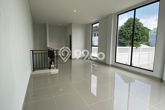 Ruko Dijual di Tangerang LT 45m2 & LB 90m2 Lokasi Terbaik! Ruko Dijual di Tangerang LT 45m2 & LB 90m2 Lokasi Terbaik!