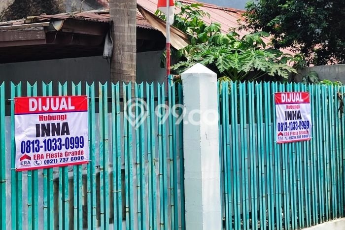 Dijual Tanah 243m2 di Pondok Indah, Jakarta Selatan Dijual Tanah 243m2 di Pondok Indah, Jakarta Selatan