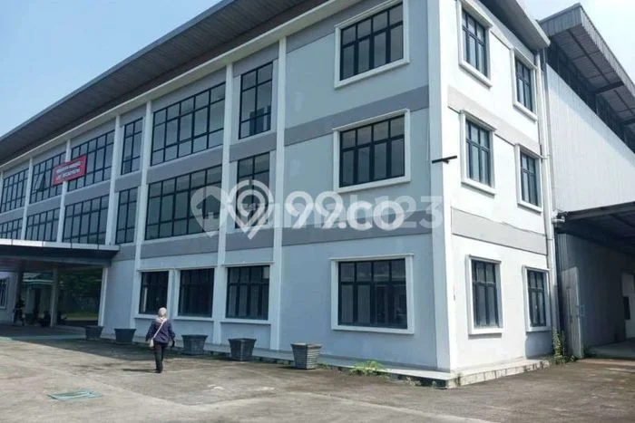 Unit Gudang Paling Strategis di Tigaraksa Tangerang dengan LB 5000m2 Unit Gudang Paling Strategis di Tigaraksa Tangerang dengan LB 5000m2