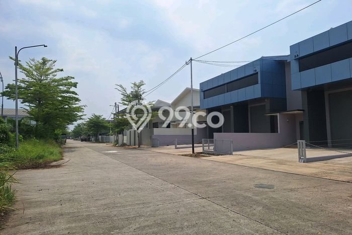 Gudang Dijual di Prime Area Tangerang Luas 1700m2 Gudang Dijual di Prime Area Tangerang Luas 1700m2