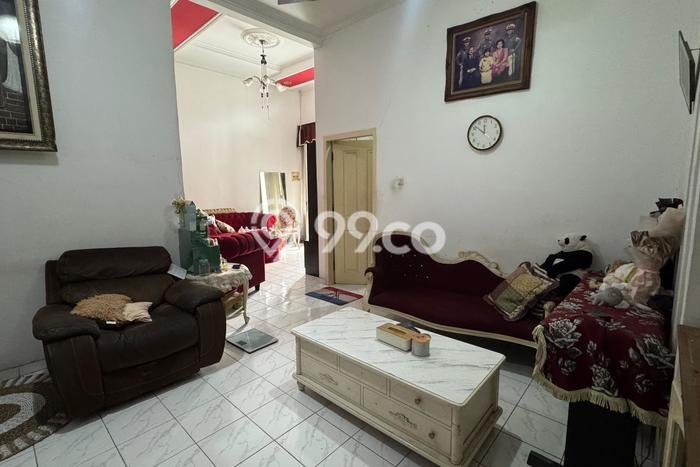 Dijual Rumah Premium dengan Fasilitas Sekitar Lengkap di Rungkut, Surabaya Dijual Rumah Premium dengan Fasilitas Sekitar Lengkap di Rungkut, Surabaya