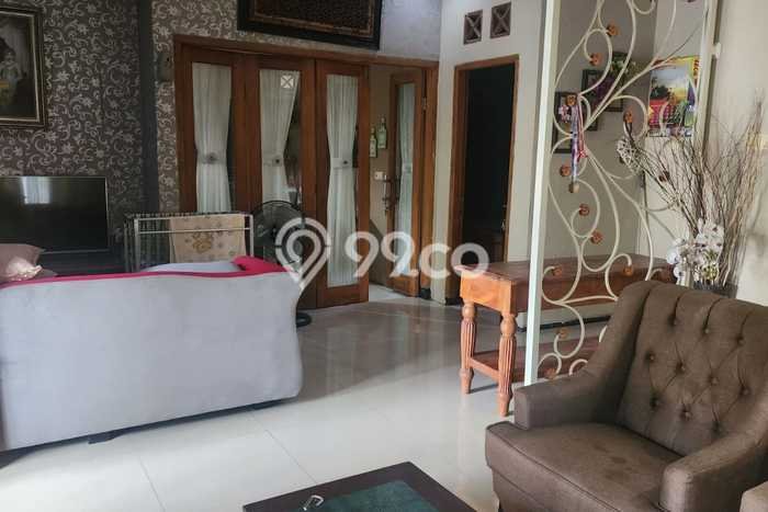 Rumah Lokasi Strategis di Gedangan, Sidoarjo, Luas 166m2m² Bangunan 120m2m² Rumah Lokasi Strategis di Gedangan, Sidoarjo, Luas 166m2m² Bangunan 120m2m²