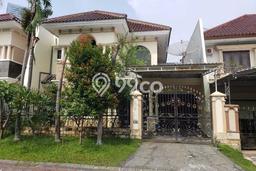 Rumah Elit Modern Tanpa Renovasi di Pakis Surabaya Rumah Elit Modern Tanpa Renovasi di Pakis Surabaya