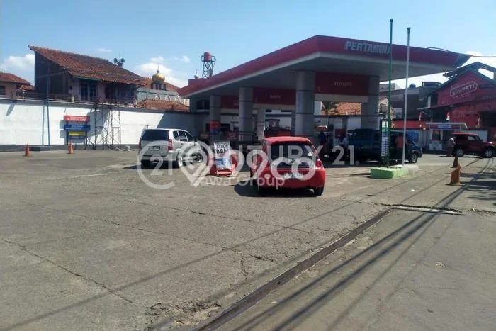 Komersial Dijual di Bandung Kidul Bandung dengan Luas Bangunan 385m2 Komersial Dijual di Bandung Kidul Bandung dengan Luas Bangunan 385m2