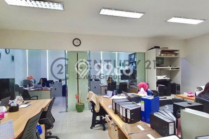 Unit Kantor Dijual di Jakarta Barat LT 223m2 & LB 223m2 Unit Kantor Dijual di Jakarta Barat LT 223m2 & LB 223m2