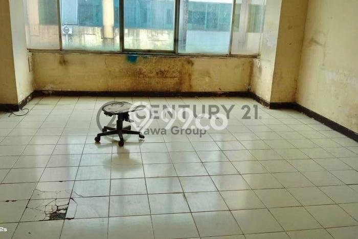 FOR SALE! Ruko di Cibodas Tangerang, LT 100m2, LB 400m2 FOR SALE! Ruko di Cibodas Tangerang, LT 100m2, LB 400m2