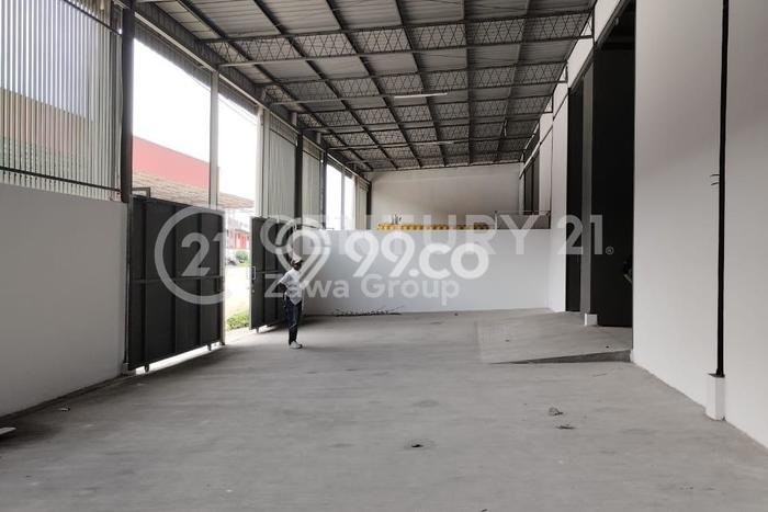 LOKASI SUPER STRATEGIS! Gudang di Dadap, Luas 208m2m², Kawasan Bisnis LOKASI SUPER STRATEGIS! Gudang di Dadap, Luas 208m2m², Kawasan Bisnis