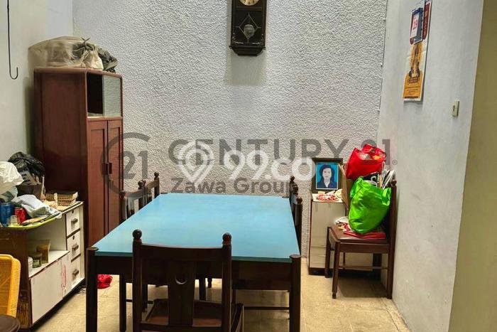 Rumah Elit Modern Siap Huni di Taman Kota Jakarta Barat Rumah Elit Modern Siap Huni di Taman Kota Jakarta Barat