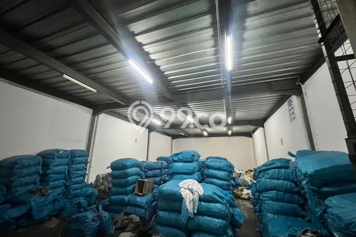 FOR RENT! Gudang di Pantai Indah Kapuk Cocok untuk Bisnis 720m2 FOR RENT! Gudang di Pantai Indah Kapuk Cocok untuk Bisnis 720m2
