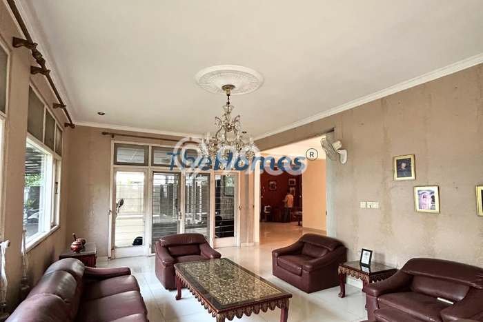 Rumah Luxury Modern Siap Huni di Rawamangun Jakarta Timur Rumah Luxury Modern Siap Huni di Rawamangun Jakarta Timur