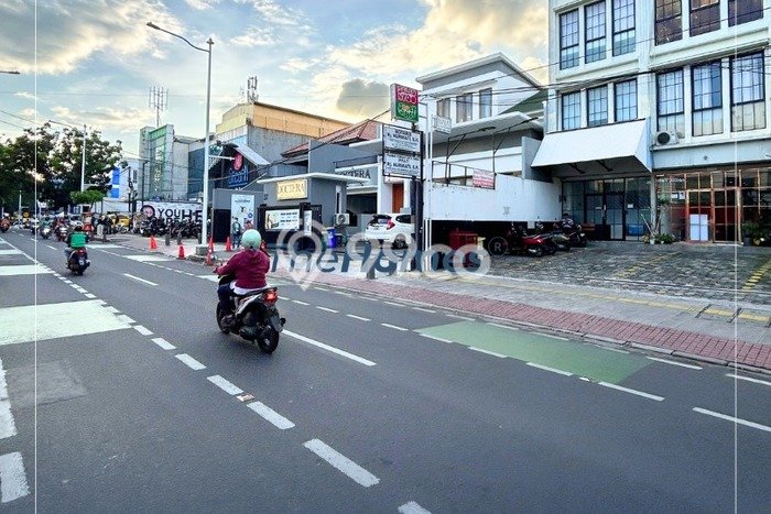 Ruko For Sale di Kawasan Tebet, Jakarta Selatan Harga Kompetitif Ruko For Sale di Kawasan Tebet, Jakarta Selatan Harga Kompetitif