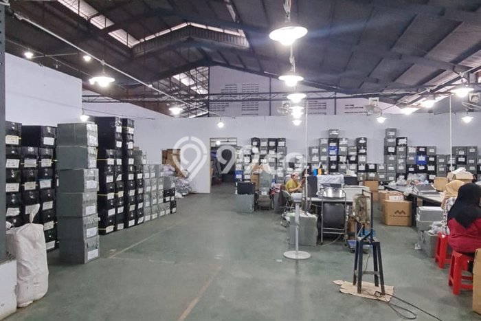 Gudang Dijual di Jakarta Barat LT 5247m2 & LB 4644m2 Lokasi Terbaik! Gudang Dijual di Jakarta Barat LT 5247m2 & LB 4644m2 Lokasi Terbaik!