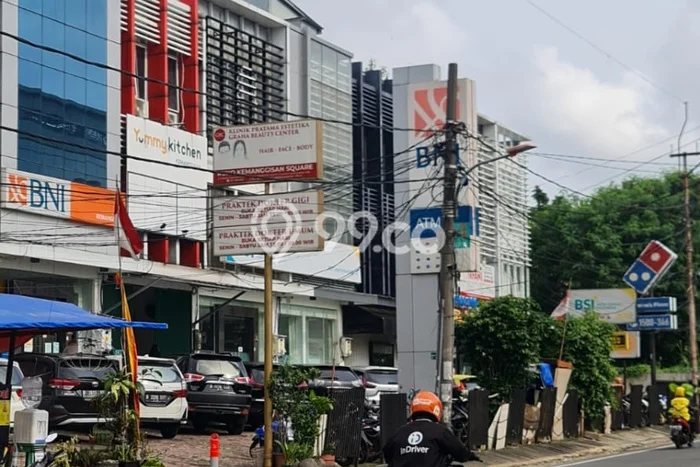 Ruko Bagus Dijual LB 420m2 Lokasi Strategis Jakarta Barat Area Cocok untuk Berbisnis Ruko Bagus Dijual LB 420m2 Lokasi Strategis Jakarta Barat Area Cocok untuk Berbisnis