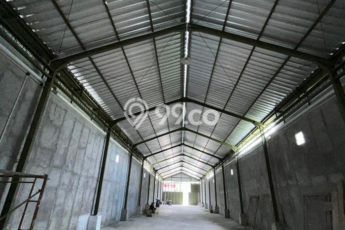 Gudang untuk disewa di Sleman punya LT 504m2 & LB 376m2 harga sewa kompetitif Gudang untuk disewa di Sleman punya LT 504m2 & LB 376m2 harga sewa kompetitif