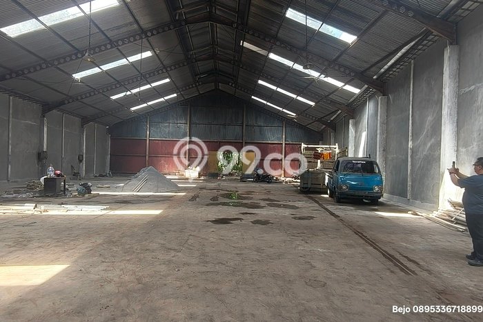 Unit Gudang disewakan di Mlati Sleman dengan LT 1800m2 / LB 1100m2 Unit Gudang disewakan di Mlati Sleman dengan LT 1800m2 / LB 1100m2