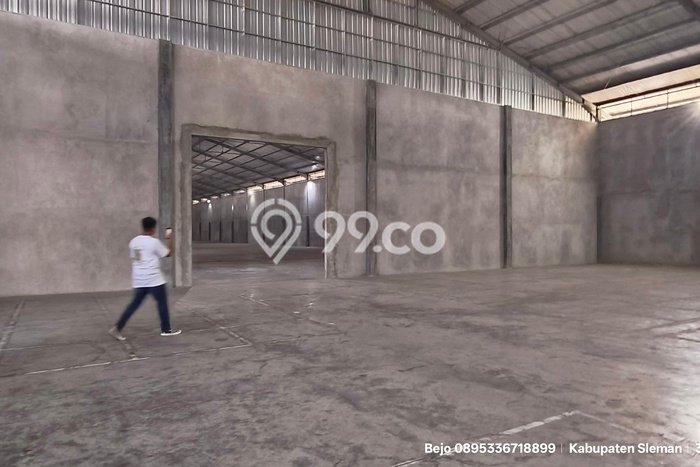 Gudang untuk disewa di Mlati punya LT 14000m2 & LB 2550m2 harga sewa kompetitif Gudang untuk disewa di Mlati punya LT 14000m2 & LB 2550m2 harga sewa kompetitif