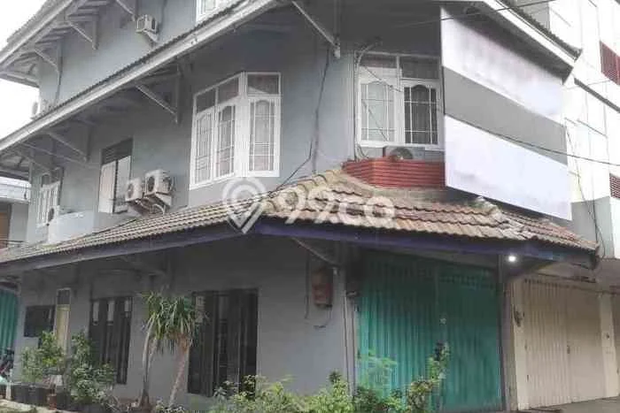 Ruko Dijual di Surabaya LT 150m2 & LB 450m2 Lokasi Terbaik! Ruko Dijual di Surabaya LT 150m2 & LB 450m2 Lokasi Terbaik!