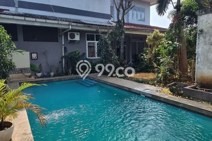 Disewakan! Rumah 4 Kamar Tidur &
3 Kamar Mandi di Ampera, Jakarta Selatan Disewakan! Rumah 4 Kamar Tidur &
3 Kamar Mandi di Ampera, Jakarta Selatan