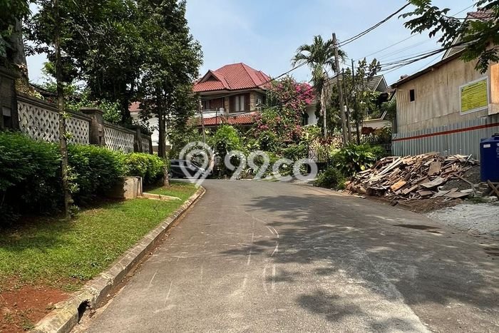 Tanah Dijual di Jakarta Selatan Seluas 325m2 Strategis Tanah Dijual di Jakarta Selatan Seluas 325m2 Strategis