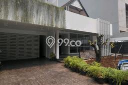 Rumah sewa siap pakai 4 KT di Pondok Indah, Jakarta Selatan Rumah sewa siap pakai 4 KT di Pondok Indah, Jakarta Selatan