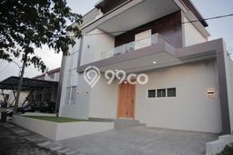 Dijual Rumah Mewah Elegan Dengan View Eksklusif di Kerobokan Kaja, Badung Dijual Rumah Mewah Elegan Dengan View Eksklusif di Kerobokan Kaja, Badung