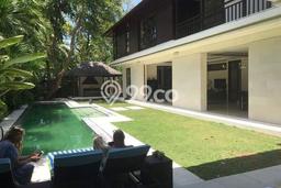 For Sale! Luxury House LT 1100m2 Desain Elegan di Seminyak For Sale! Luxury House LT 1100m2 Desain Elegan di Seminyak